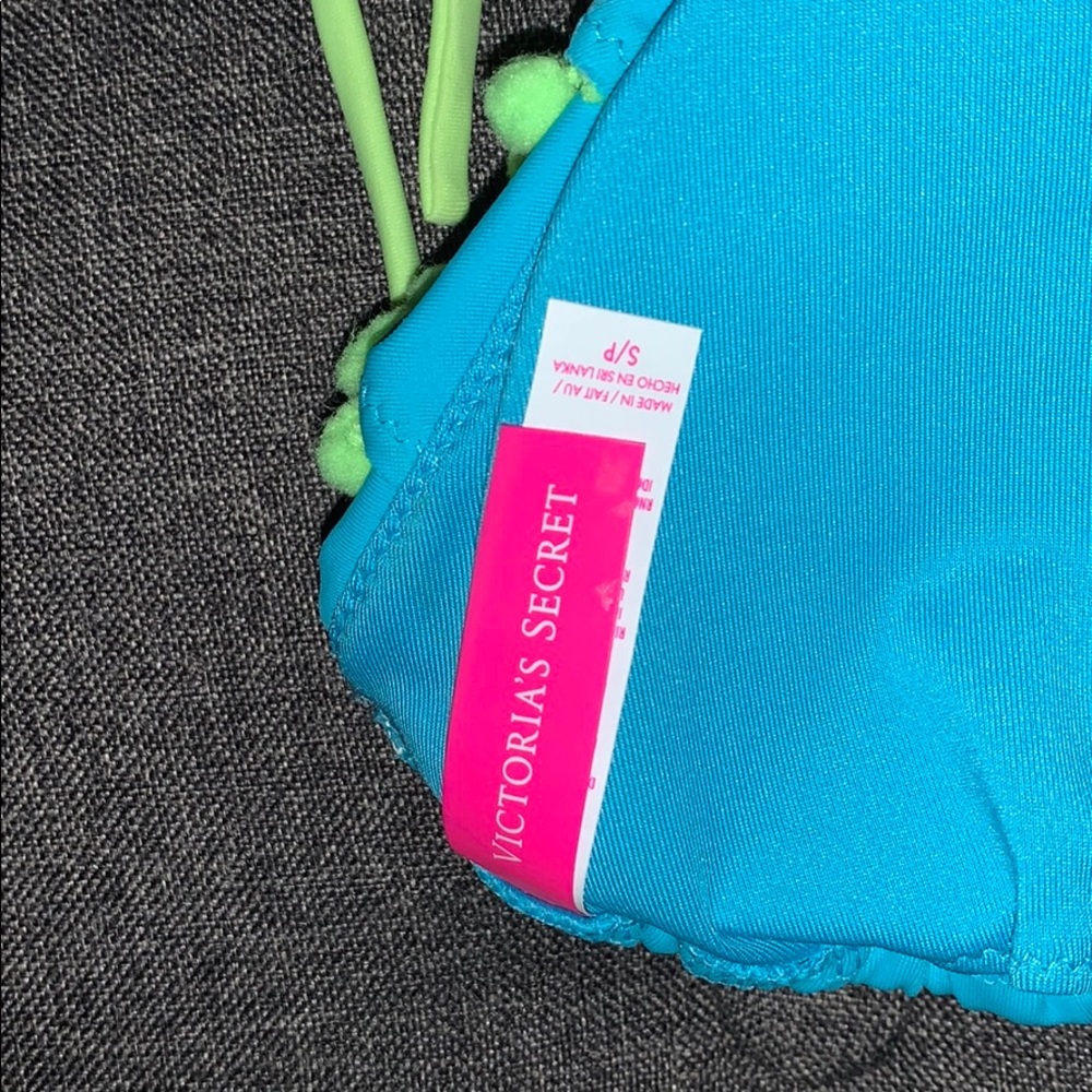 Victoria Secret Bikini - Picture 3 of 4